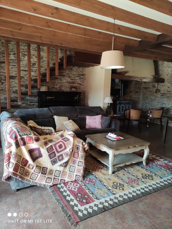 Country house Casa De Piedra En *