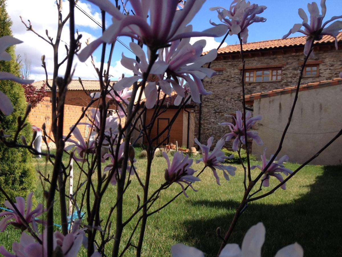 Casa De Piedra En Muga de Alba